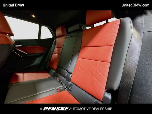 Used 2025 BMW X2 xDrive28i AWD/4WD image 12