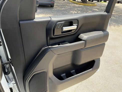 Used 2025 Chevrolet Silverado 2500 Custom w/ Custom Value Package AWD/4WD image 22