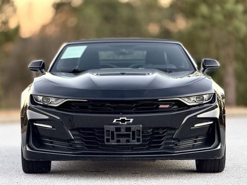 Used 2019 Chevrolet Camaro SS image 2