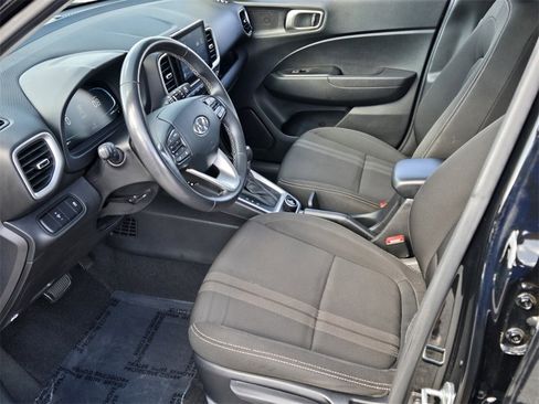 Certified 2023 Hyundai Venue SEL w/ Cargo Package image 10