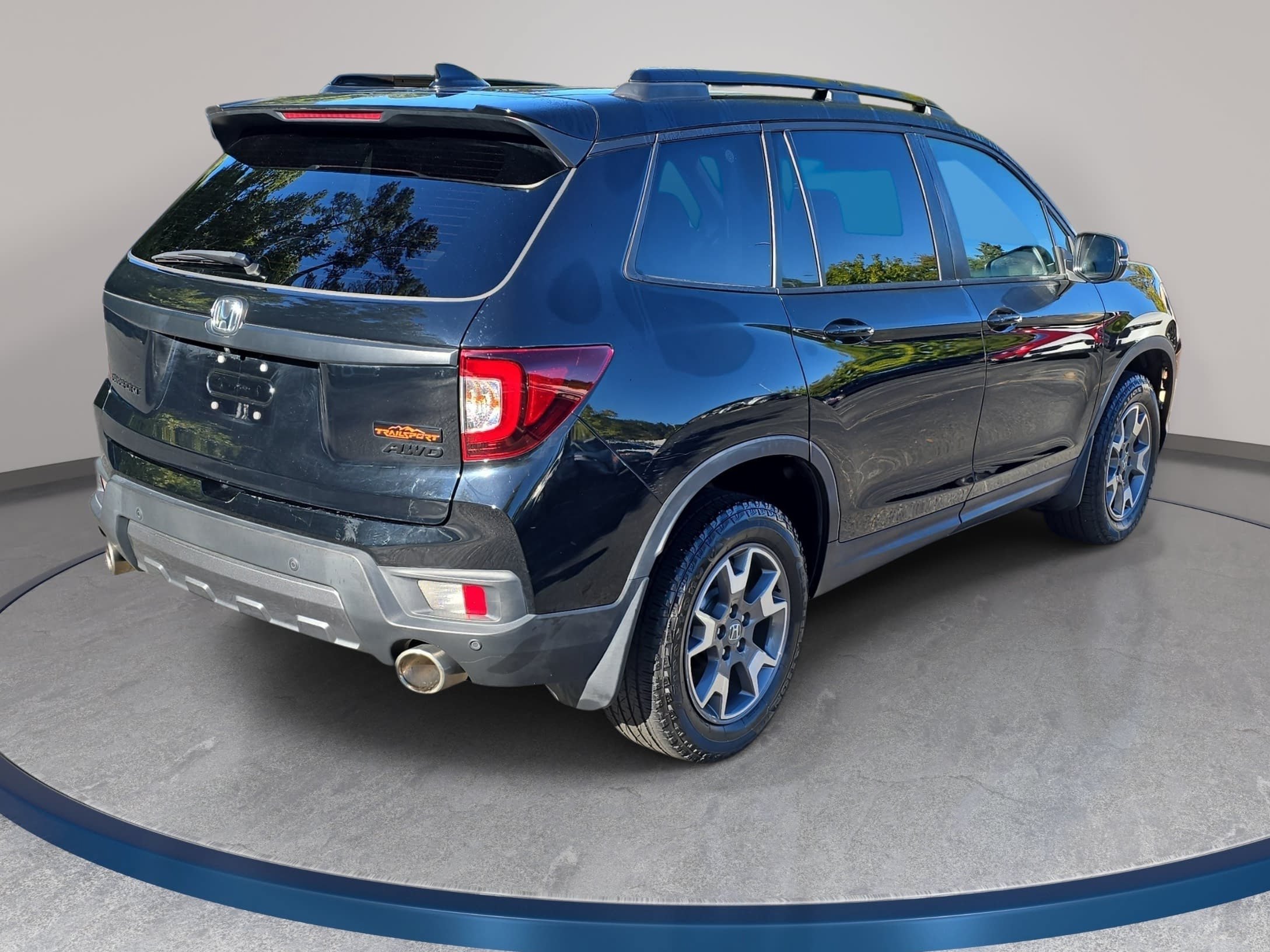 Used 2023 Honda Passport TrailSport image 5