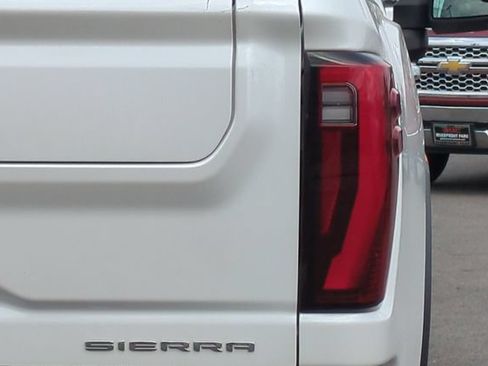 Used 2025 GMC Sierra 2500 Denali Ultimate AWD/4WD image 51