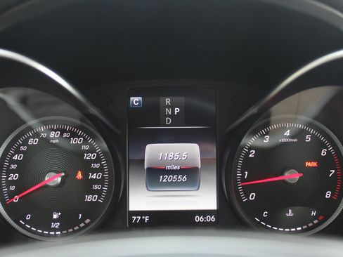 Used 2018 Mercedes-Benz C 300 C 300 4MATIC Sedan 4D image 28