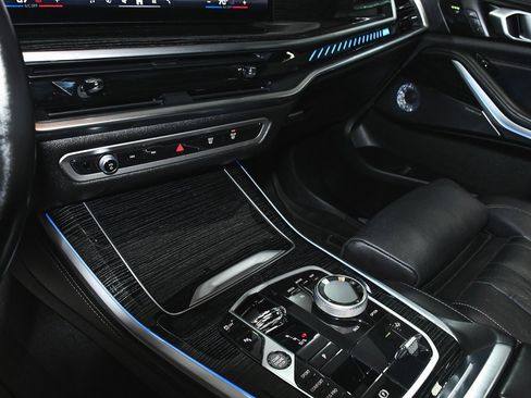 Used 2024 BMW X5 M60i image 58