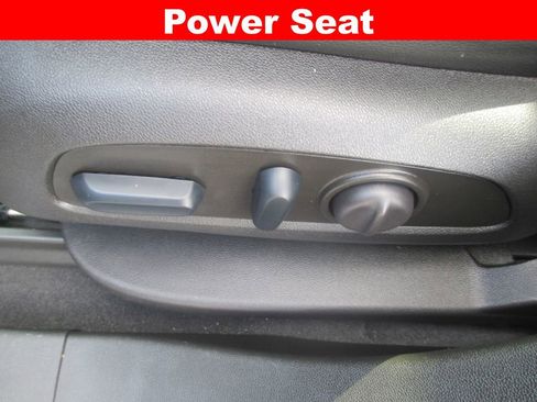 Used 2023 GMC Acadia Denali w/ Black Diamond Edition image 26