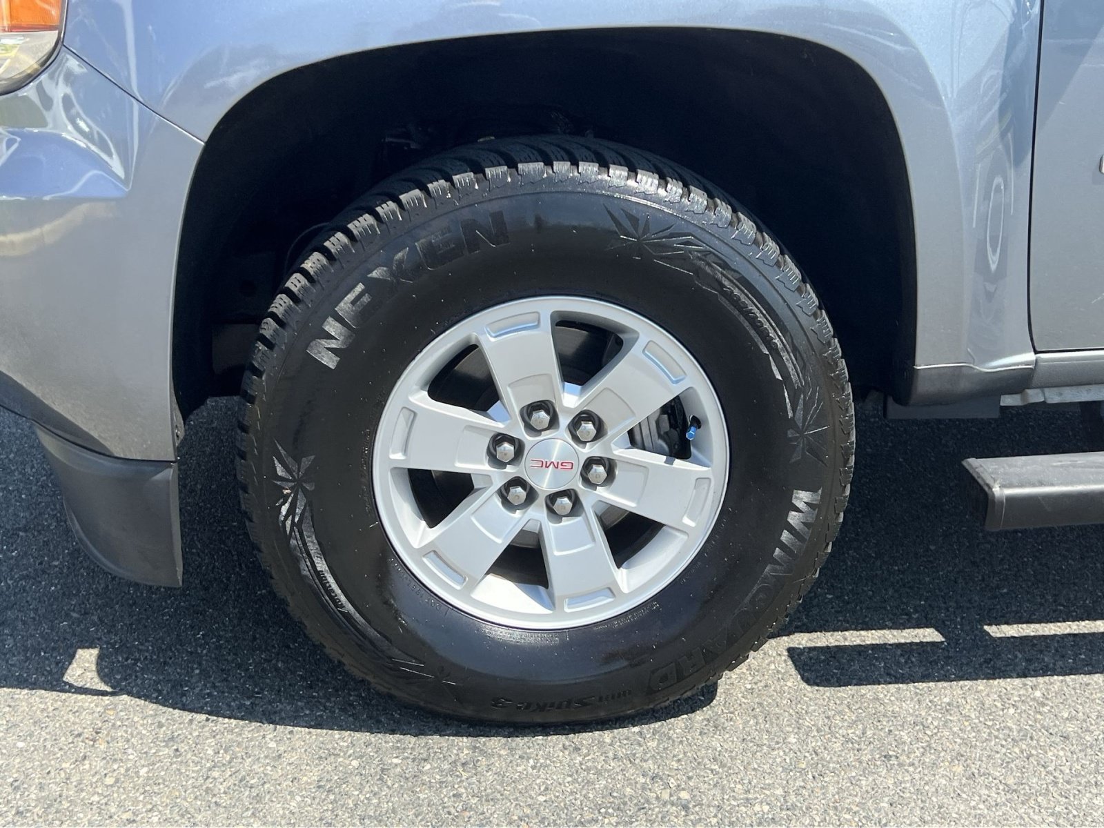 Used 2020 GMC Canyon 2WD Crew Cab w/ Convenience Package image 9