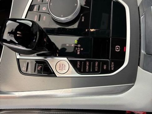 Used 2023 BMW X6 xDrive40i w/ Premium Package image 18