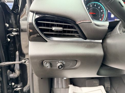 Used 2023 Chevrolet Traverse RS w/ LPO, Floor Liner Package image 23