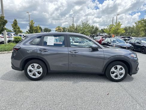 Used 2025 Honda HR-V LX image 7