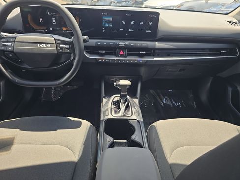Certified 2025 Kia K4 FWD image 14