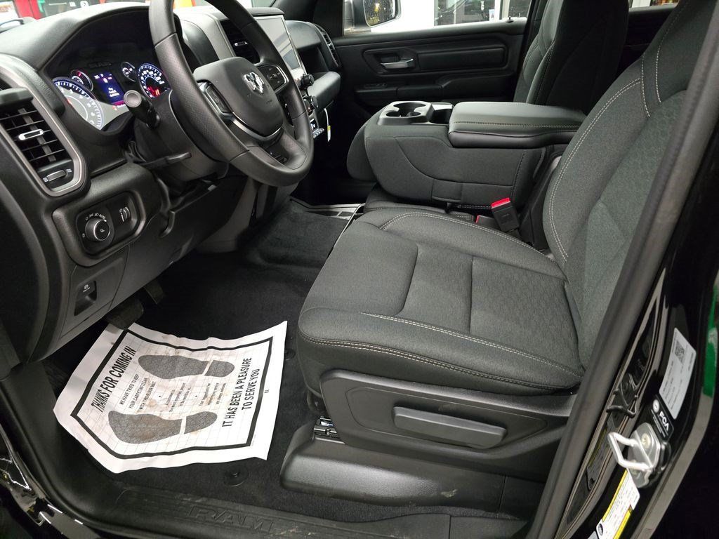 New 2026 RAM 1500 Tradesman AWD/4WD image 17