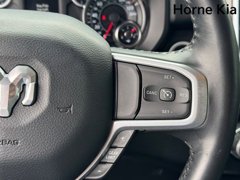Used 2020 RAM 1500 Big Horn RWD image 18