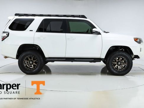 Used 2014 Toyota 4Runner 4WD image 10