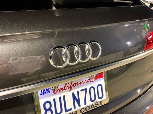 Used 2021 Audi Q5 e Prestige w/ Prestige Package image 30