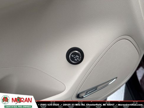 Used 2023 Buick Envision Avenir image 11