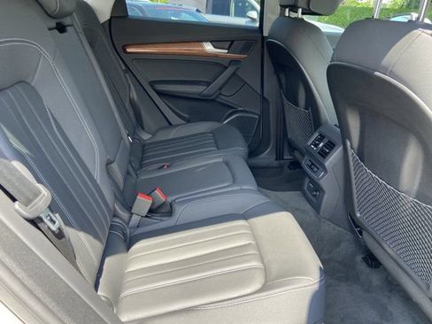 Certified 2023 Audi Q5 2.0T Premium Plus w/ Premium Plus Package AWD/4WD image 29