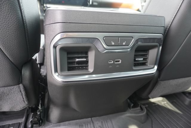 Used 2026 GMC Sierra 3500 Denali w/ Denali Reserve Package AWD/4WD image 50