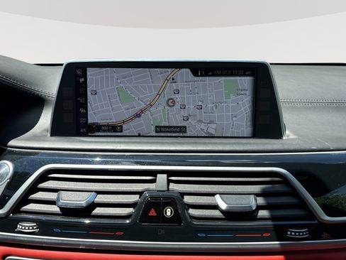 Used 2017 BMW 750i RWD image 20