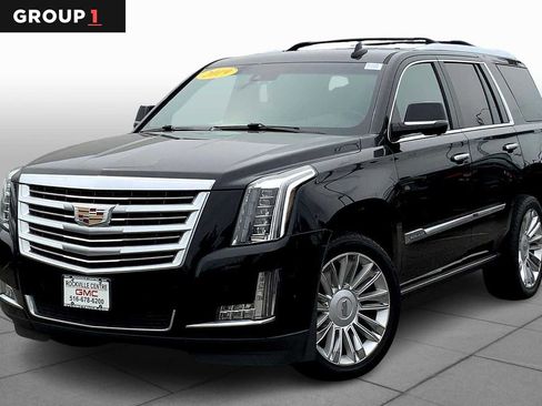 Used 2019 Cadillac Escalade Platinum image 1