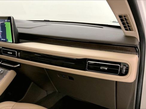 Used 2023 Lincoln Aviator Reserve w/ Equipment Group 201A image 22