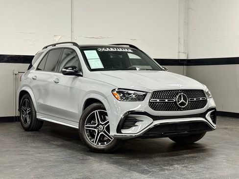 Used 2025 Mercedes-Benz GLE 450 4MATIC image 2