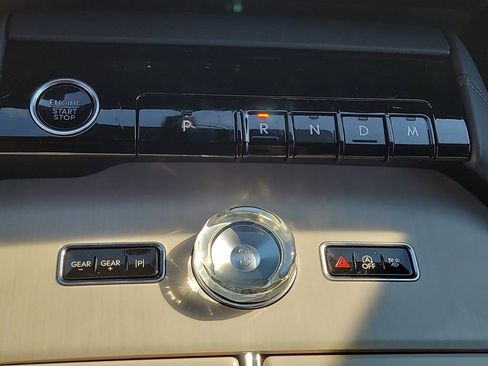New 2025 Lincoln Navigator Reserve w/ Jet Appearance Package AWD/4WD image 28