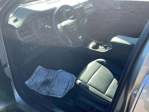 Used 2023 GMC Acadia AT4 w/ Technology Package image 8