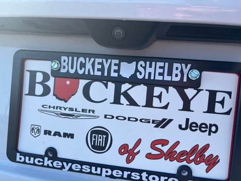 Used 2023 Jeep Grand Cherokee Limited image 12