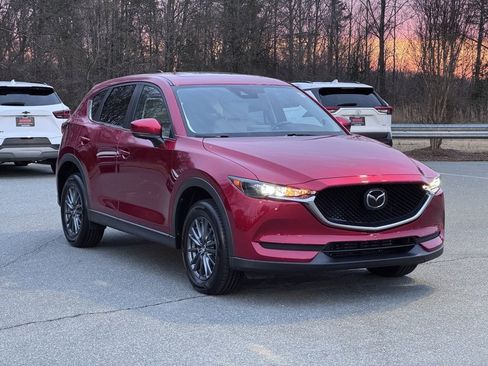 Used 2020 MAZDA CX-5 Touring image 2