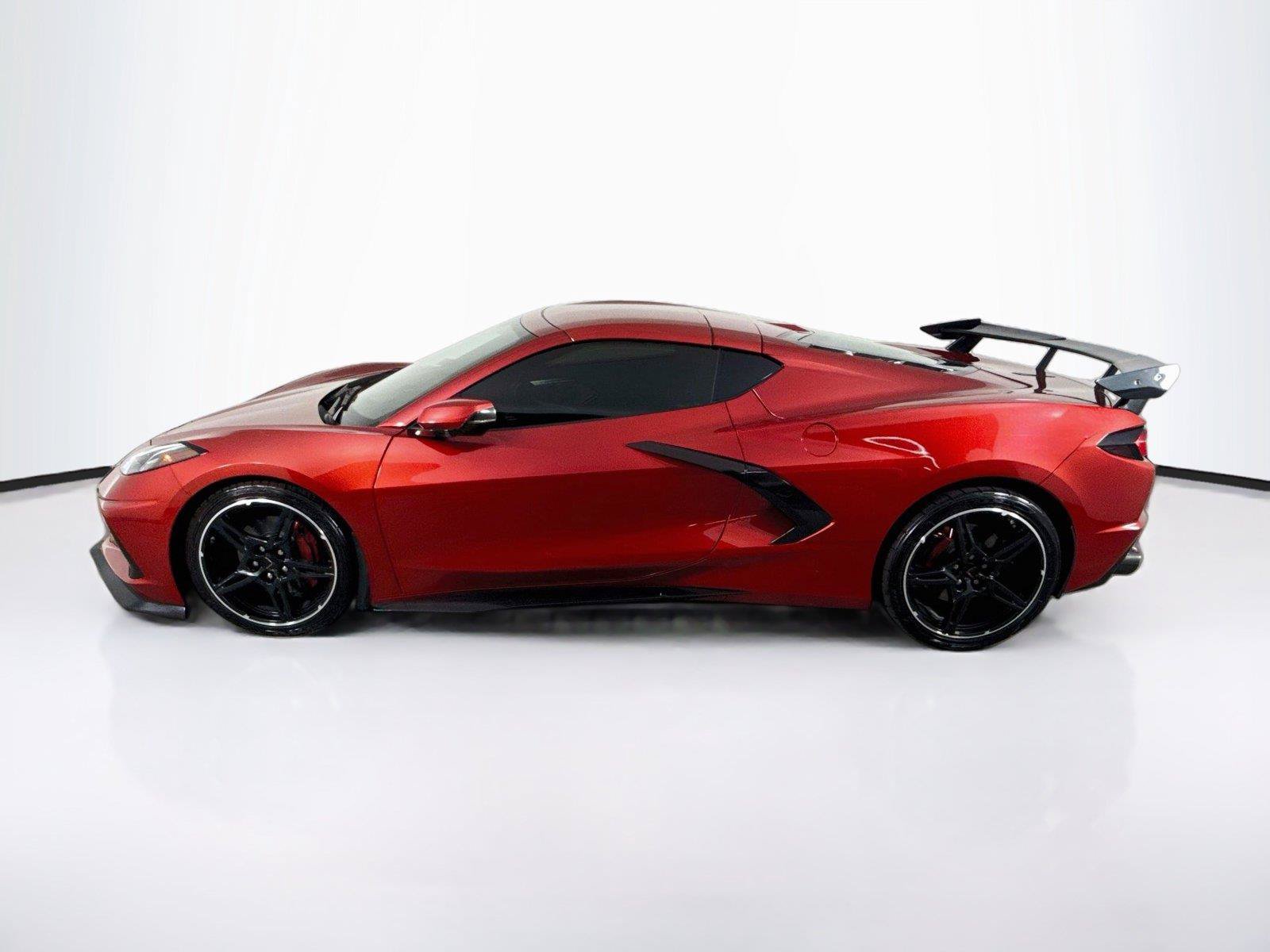 Used 2022 Chevrolet Corvette Stingray Preferred Cpe w/ 2LT RWD image 2