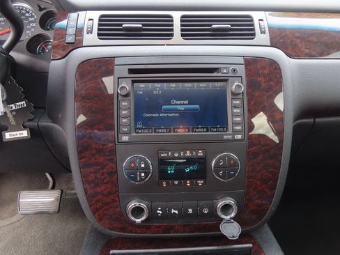 Used 2008 GMC Yukon Denali AWD/4WD image 17