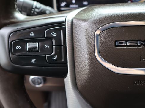 Used 2025 GMC Sierra 2500 Denali w/ Denali Reserve Package AWD/4WD image 30