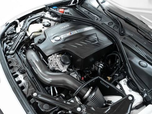 Used 2018 BMW M2 image 37