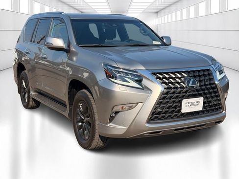 Used 2023 Lexus GX 460 Premium w/ Premium Package AWD/4WD image 3