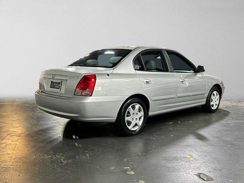 Used 2005 Hyundai Elantra GLS FWD image 3