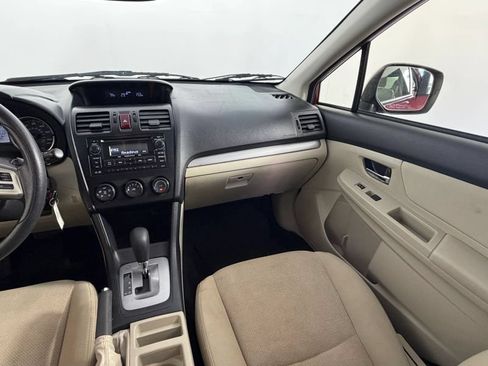 Used 2014 Subaru Crosstrek 2.0i Premium w/ Moonroof Package AWD/4WD image 19