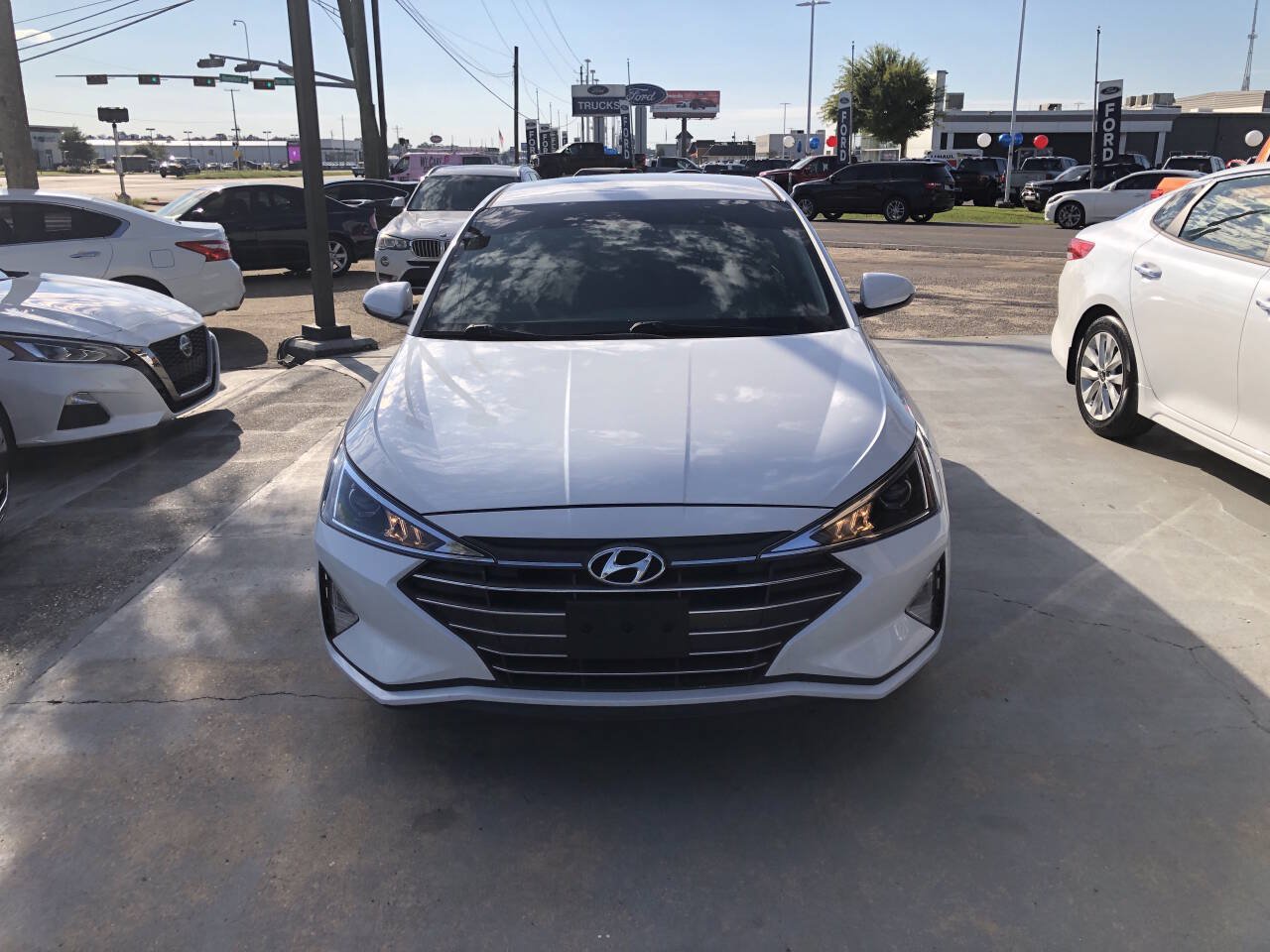 Used 2019 Hyundai Elantra SEL w/ Cargo Package FWD image 6