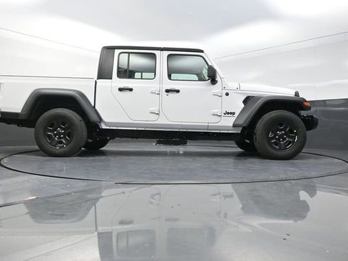New 2026 Jeep Gladiator Sport image 27