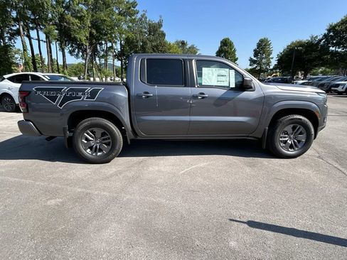 New 2026 Nissan Frontier SV w/ SV Convenience Package RWD image 8