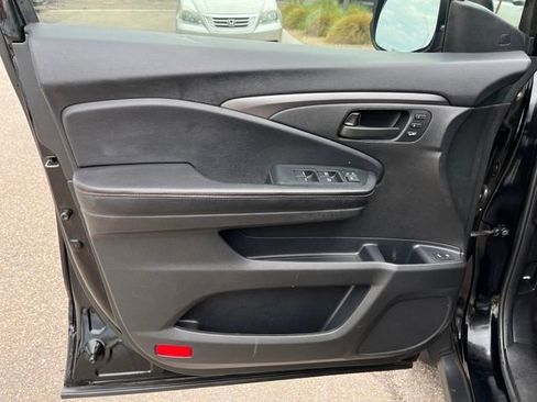 Certified 2022 Honda Passport TrailSport image 15