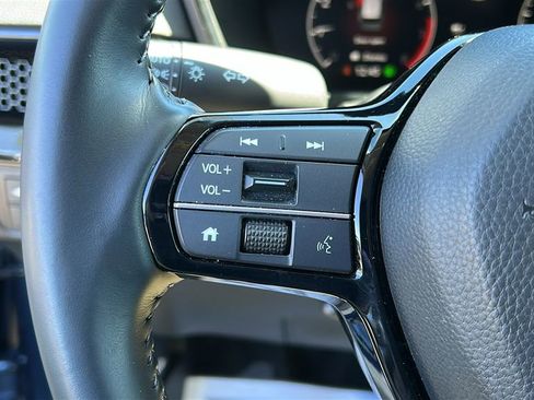 Used 2025 Honda CR-V EX-L image 14