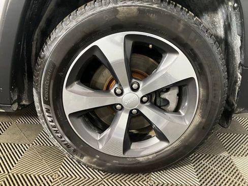 Used 2015 Jeep Grand Cherokee Laredo w/ Quick Order Package 23E image 22