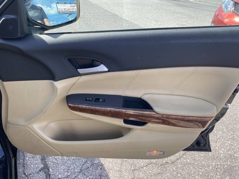 Used 2012 Honda Accord EX-L image 16