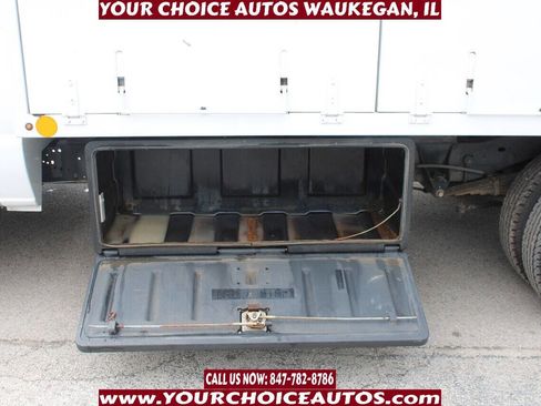 Used 2012 Ford E-450 and Econoline 450 Super Duty image 23