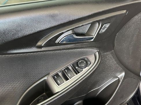 Used 2023 Chevrolet Malibu LT image 58
