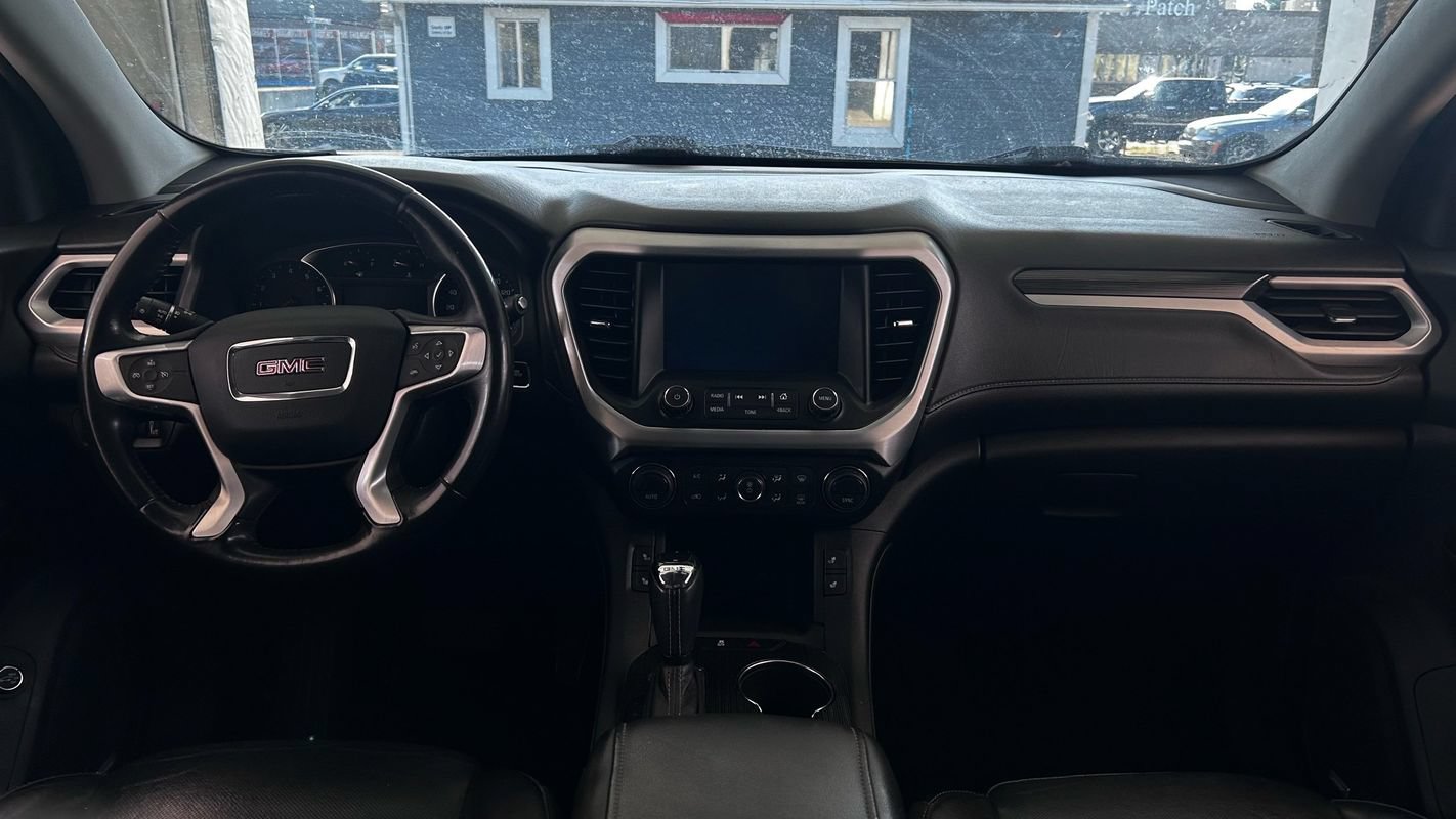 Used 2019 GMC Acadia SLT AWD/4WD image 12