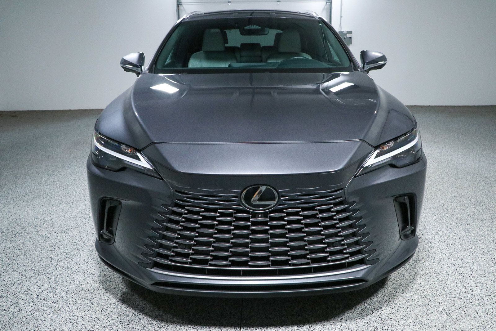Used 2025 Lexus RX 350 Premium w/ Convenience Package FWD image 4