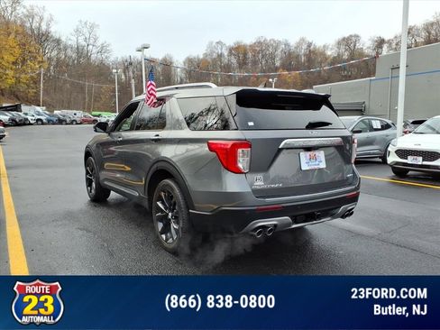 Certified 2023 Ford Explorer Platinum w/ Technology Package image 5