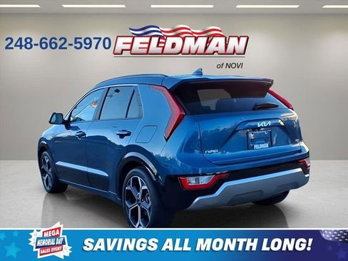 Used 2024 Kia Niro EX Touring FWD image 2