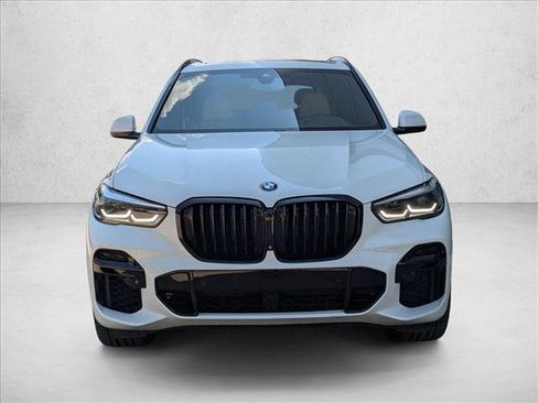 Used 2022 BMW X5 M50i w/ Parking Assistance Package image 6